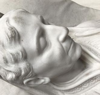 Großherzogliche Grabkapelle Karlsruhe, Grabmal Luise Marie Elisabeth von Baden, Detailaufnahme Gesicht