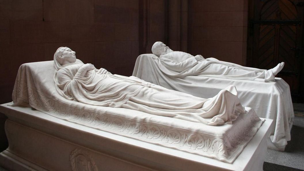 The Sepulchral Chapel of the Grand Duchy in Karlsruhe, funerary monuments of Grand Duke Friedrich I and Grand Duchess Luise