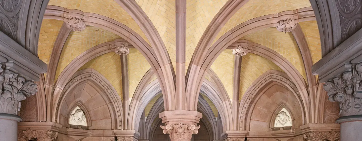 The Sepulchral Chapel of the Grand Duchy, internal arches